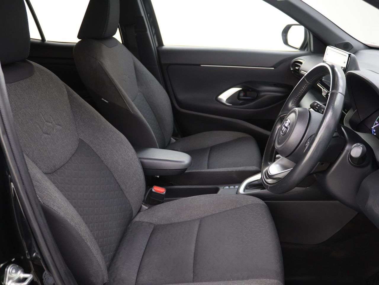 2023 TOYOTA YARIS CROSS 2023 TOYOTA YARIS CROSS