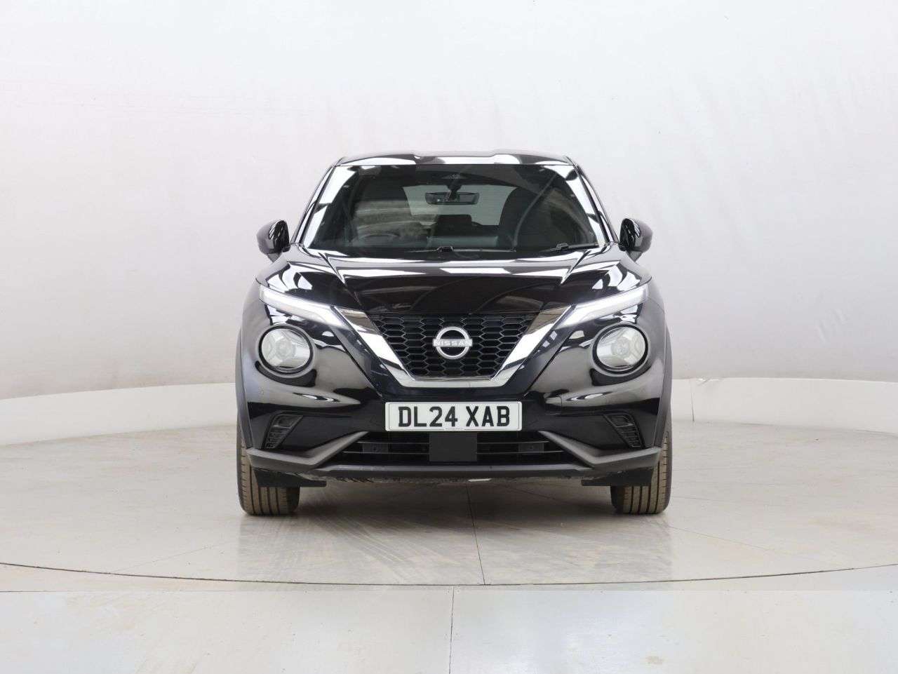 A 2024 NISSAN JUKE 1.0 DIG-T N-Connecta SUV 5dr Petrol DCT Auto Euro 6 (s/s) (114 ps) A 2024 NISSAN JUKE 1.0 DIG-T N-Connecta SUV 5dr Petrol DCT Auto Euro 6 (s/s) (114 ps)