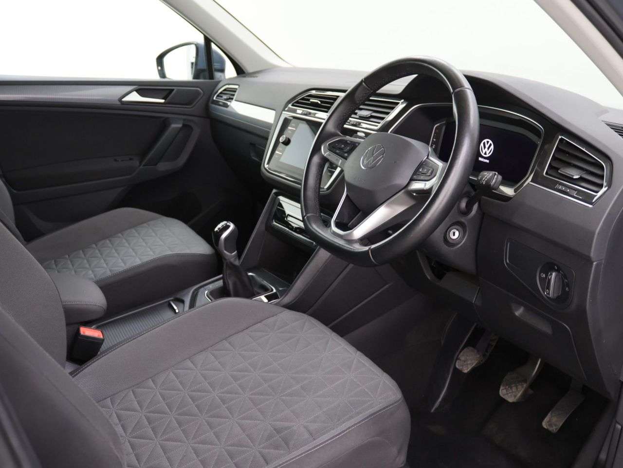 2022 VOLKSWAGEN TIGUAN 2022 VOLKSWAGEN TIGUAN