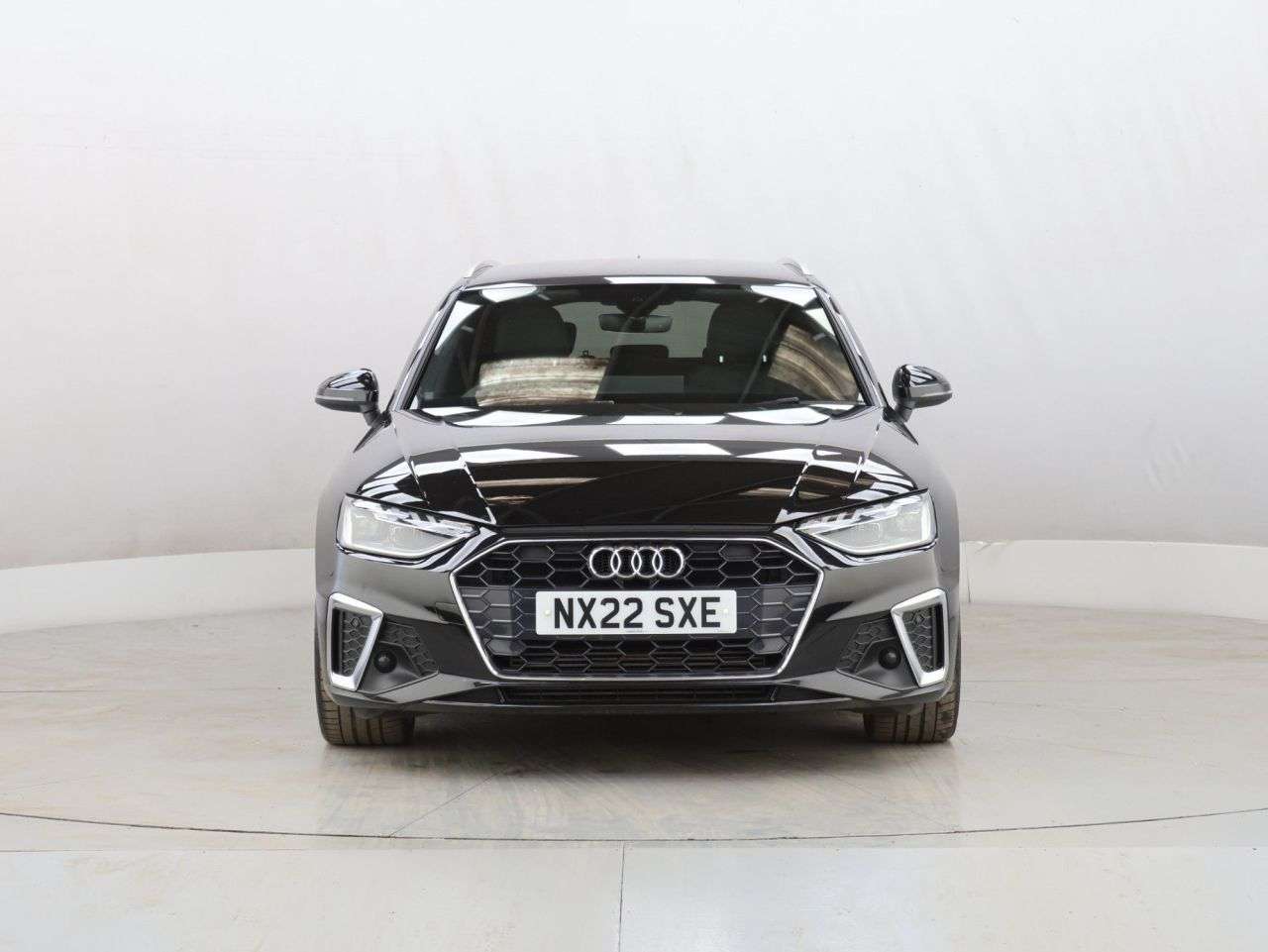 A 2022 AUDI A4 AVANT 2.0 TFSI 35 S line Estate 5dr Petrol Manual Euro 6 (s/s) (150 ps) A 2022 AUDI A4 AVANT 2.0 TFSI 35 S line Estate 5dr Petrol Manual Euro 6 (s/s) (150 ps)