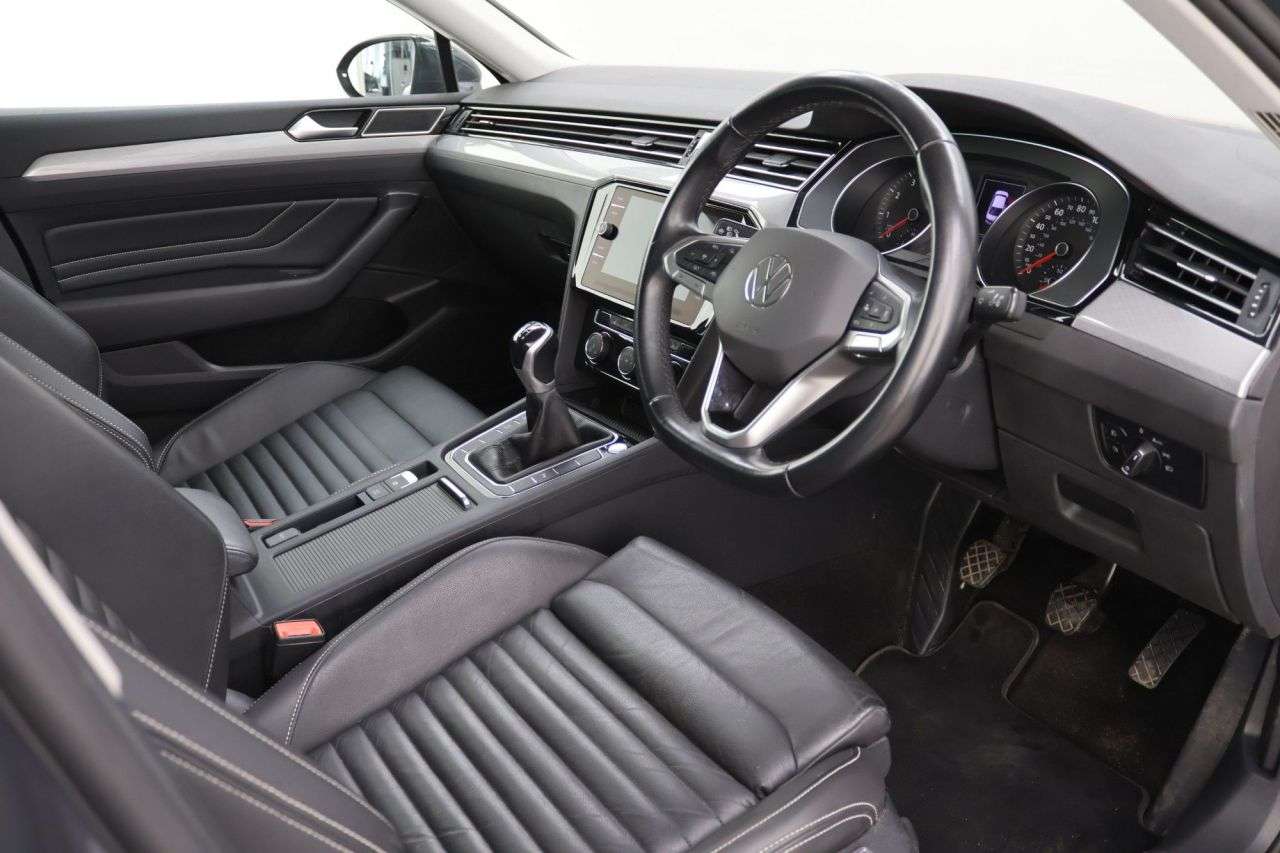 2021 VOLKSWAGEN PASSAT 2021 VOLKSWAGEN PASSAT
