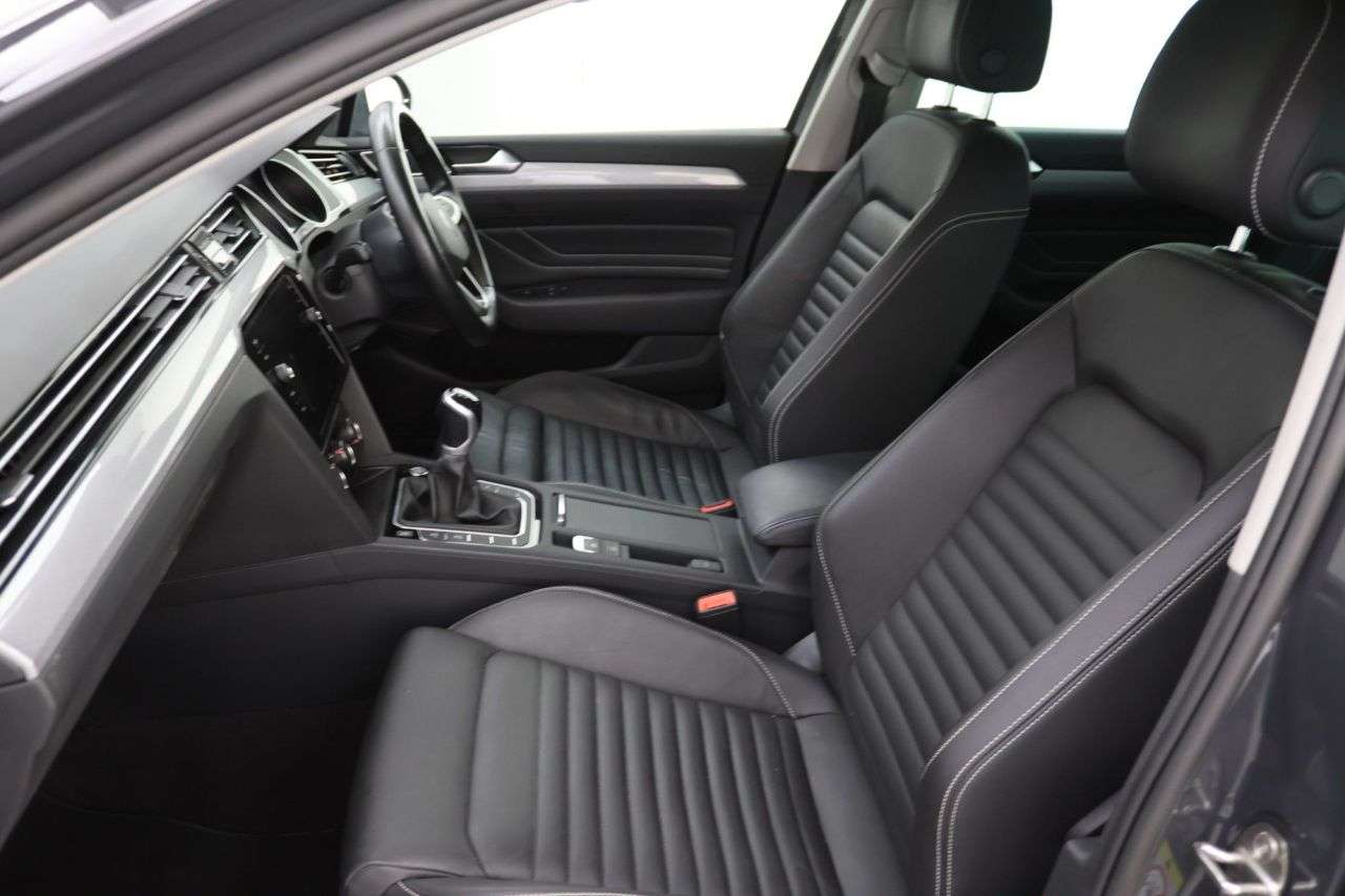 2021 VOLKSWAGEN PASSAT 2021 VOLKSWAGEN PASSAT