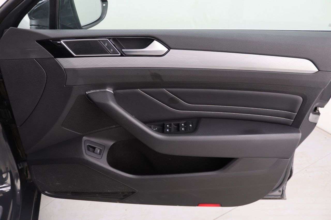 2021 VOLKSWAGEN PASSAT 2021 VOLKSWAGEN PASSAT
