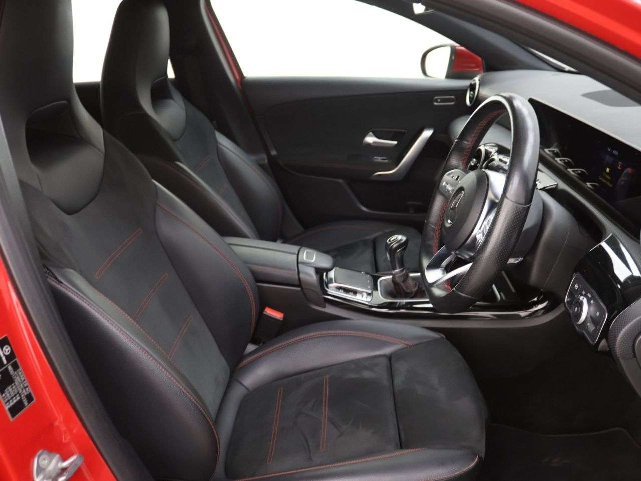 2019 MERCEDES-BENZ A CLASS 2019 MERCEDES-BENZ A CLASS