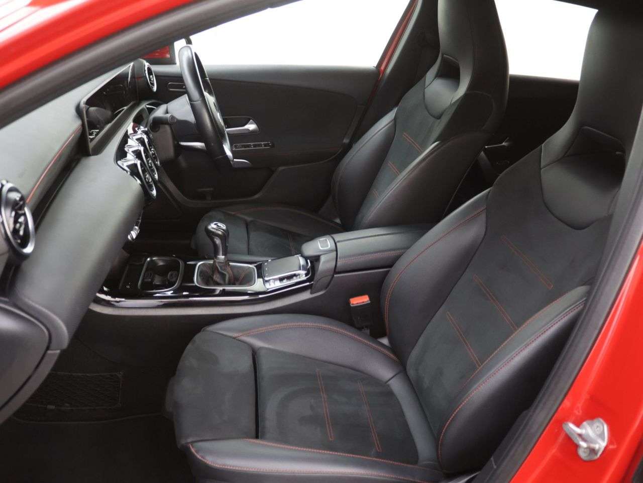 2019 MERCEDES-BENZ A CLASS 2019 MERCEDES-BENZ A CLASS