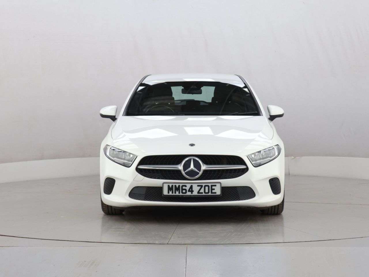 A 2018 MERCEDES-BENZ A CLASS 1.5 A180d SE Hatchback 5dr Diesel 7G-DCT Euro 6 (s/s) (116 ps) A 2018 MERCEDES-BENZ A CLASS 1.5 A180d SE Hatchback 5dr Diesel 7G-DCT Euro 6 (s/s) (116 ps)