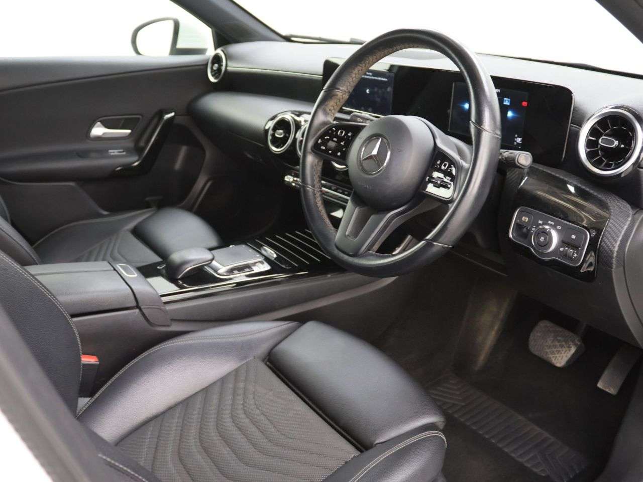 2018 MERCEDES-BENZ A CLASS 2018 MERCEDES-BENZ A CLASS
