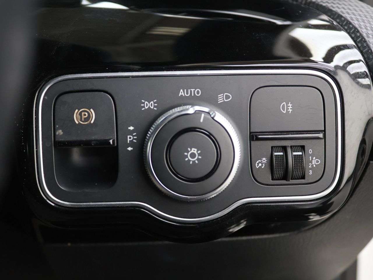 2018 MERCEDES-BENZ A CLASS 2018 MERCEDES-BENZ A CLASS