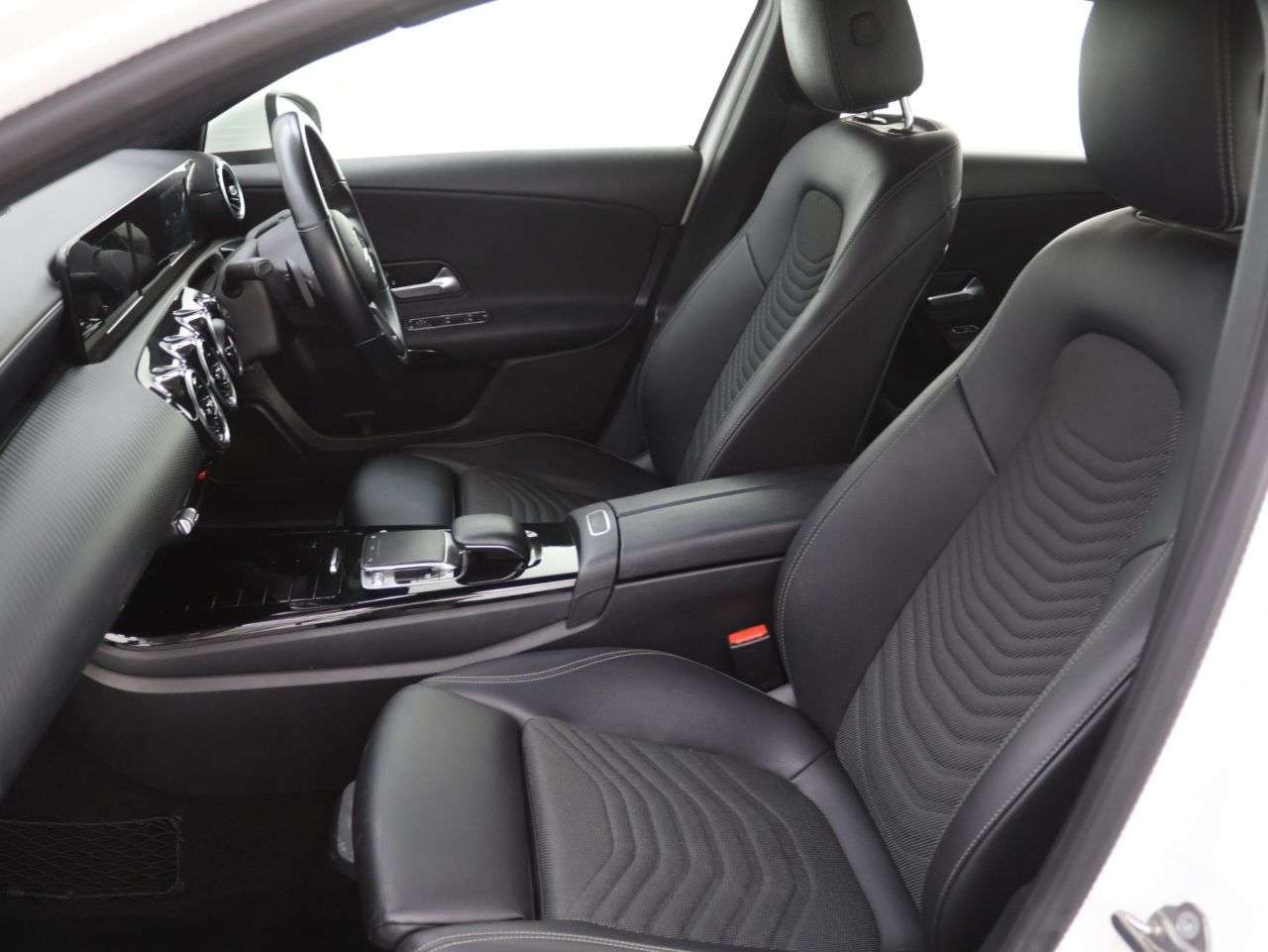 2018 MERCEDES-BENZ A CLASS 2018 MERCEDES-BENZ A CLASS