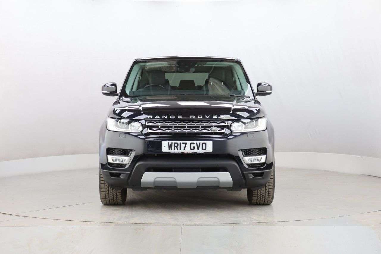 A 2017 LAND ROVER RANGE ROVER SPORT 2.0 SD4 HSE SUV 5dr Diesel Auto 4WD Euro 6 (s/s) (240 ps) A 2017 LAND ROVER RANGE ROVER SPORT 2.0 SD4 HSE SUV 5dr Diesel Auto 4WD Euro 6 (s/s) (240 ps)