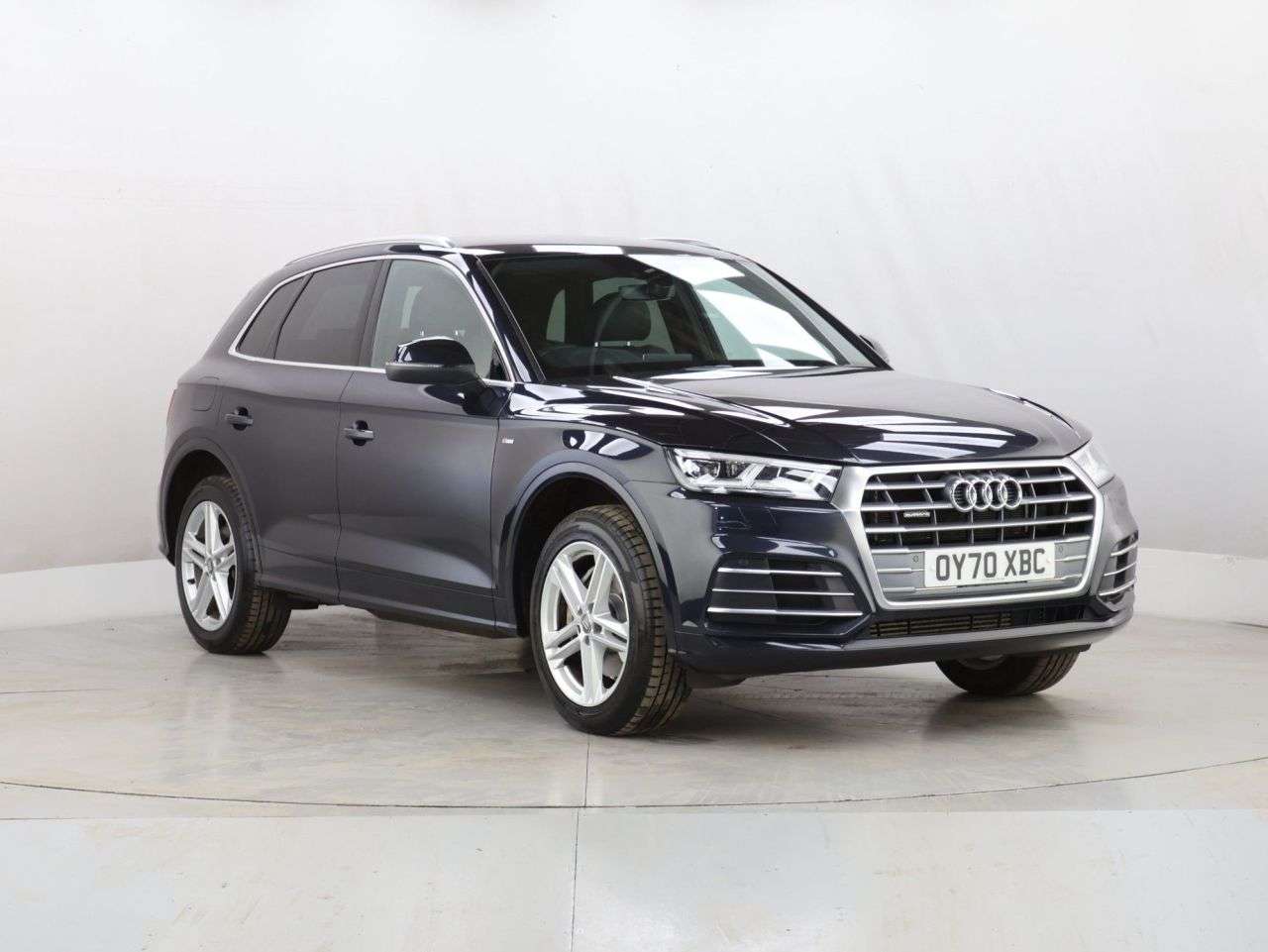 A 2020 AUDI Q5 2.0 TFSIe 50 S line SUV 5dr Petrol Plug-in Hybrid S Tronic quattro Euro 6 ( A 2020 AUDI Q5 2.0 TFSIe 50 S line SUV 5dr Petrol Plug-in Hybrid S Tronic quattro Euro 6 (