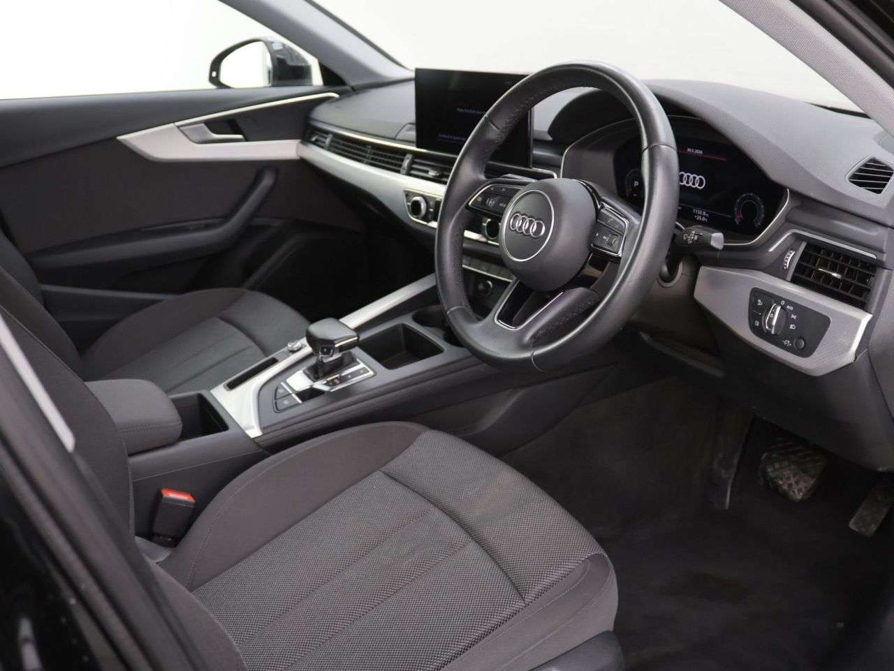 2023 AUDI A4 2023 AUDI A4