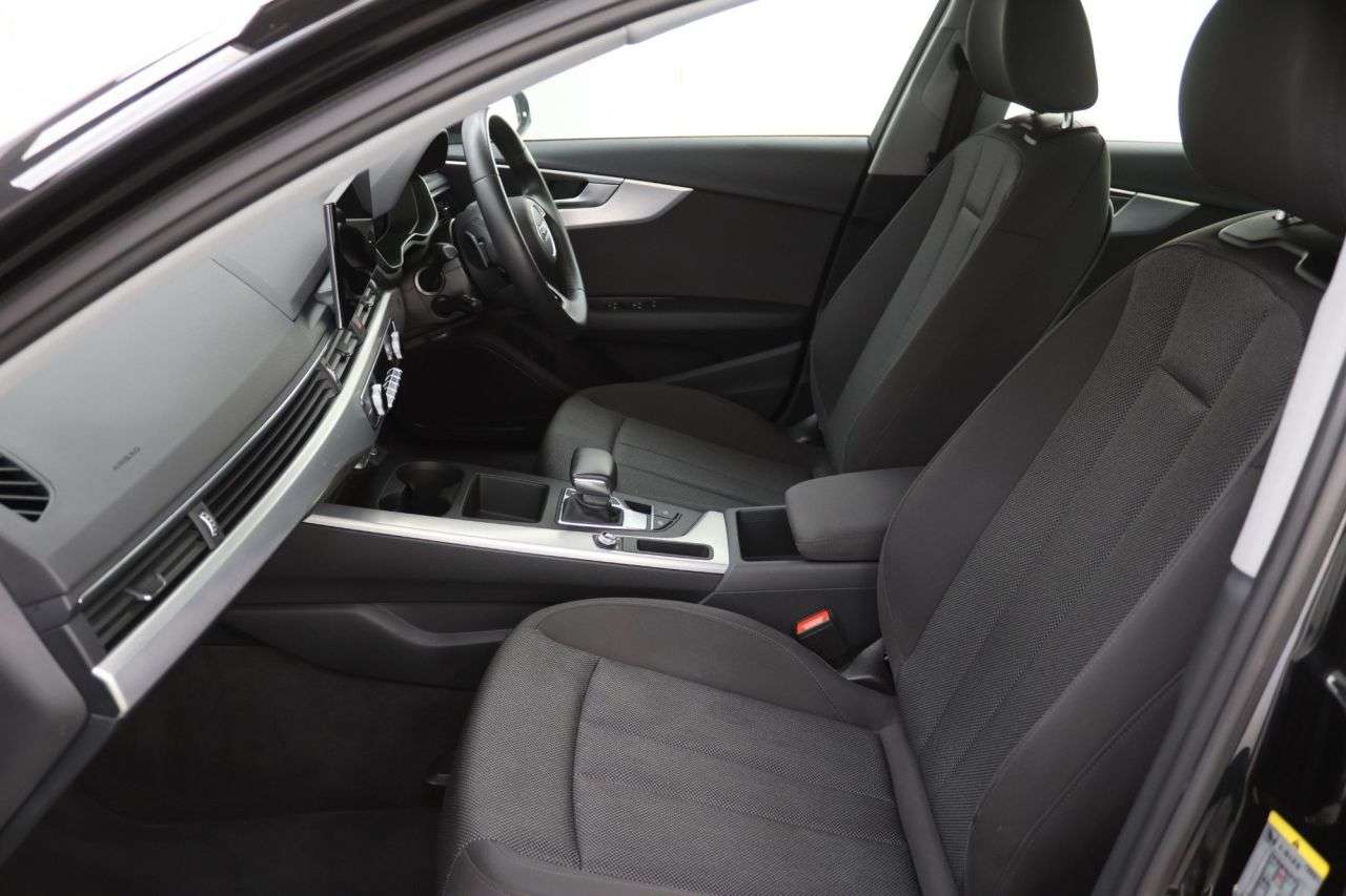 2023 AUDI A4 2023 AUDI A4