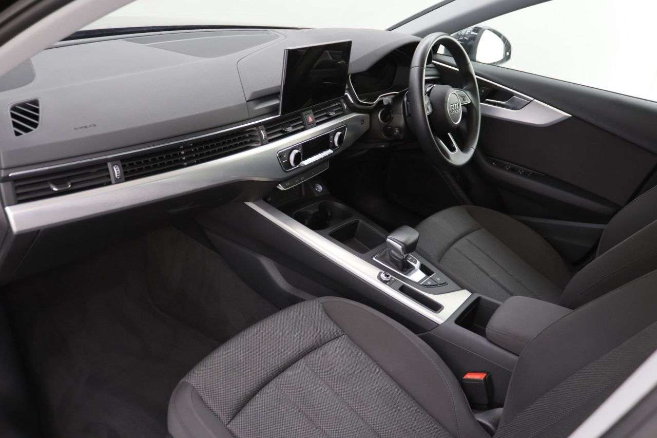 2023 AUDI A4 2023 AUDI A4