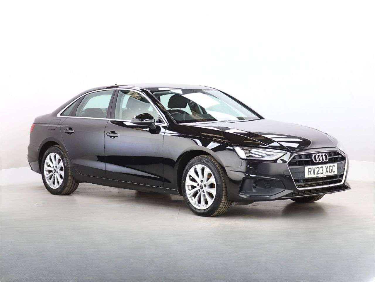 A 2023 AUDI A4 2.0 TFSI 35 Technik Saloon 4dr Petrol S Tronic Euro 6 (s/s) (150 ps) A 2023 AUDI A4 2.0 TFSI 35 Technik Saloon 4dr Petrol S Tronic Euro 6 (s/s) (150 ps)