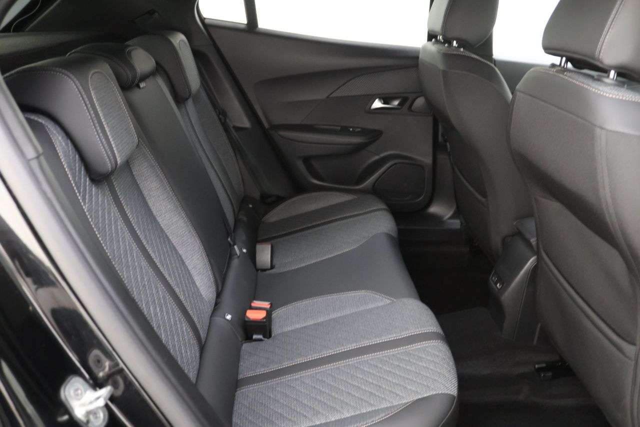 2024 PEUGEOT 2008 2024 PEUGEOT 2008