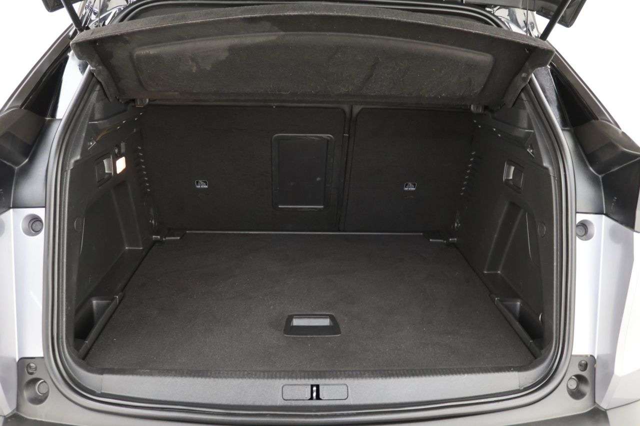 2022 PEUGEOT 3008 2022 PEUGEOT 3008