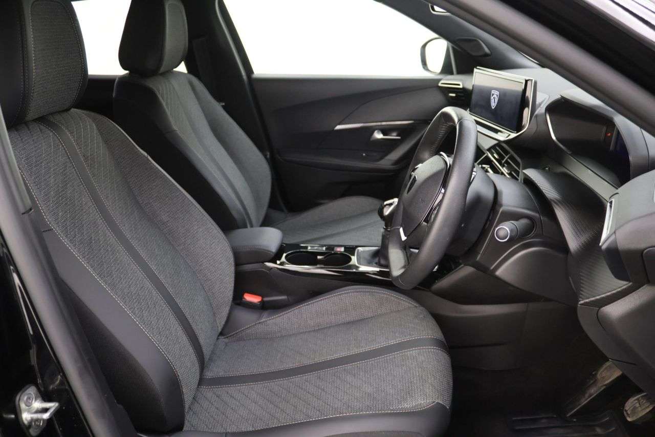 2024 PEUGEOT 2008 2024 PEUGEOT 2008
