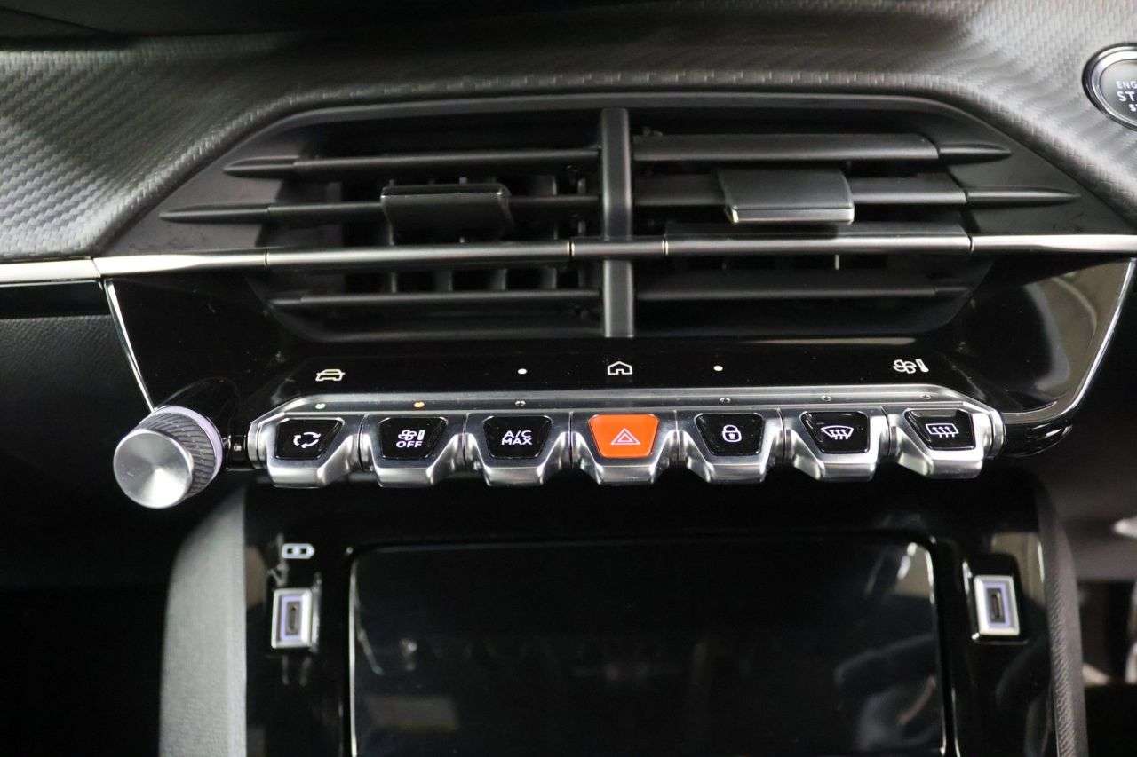 2024 PEUGEOT 2008 2024 PEUGEOT 2008