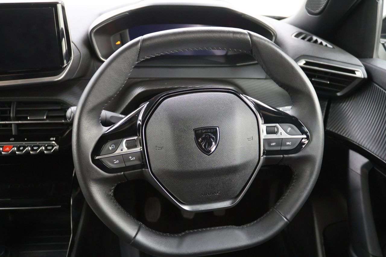2024 PEUGEOT 2008 2024 PEUGEOT 2008