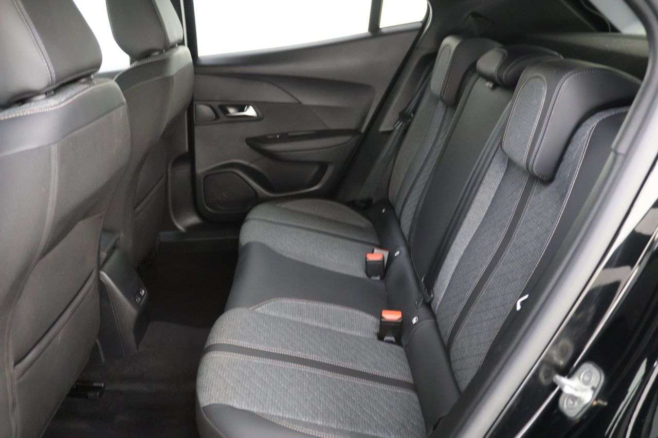 2024 PEUGEOT 2008 2024 PEUGEOT 2008