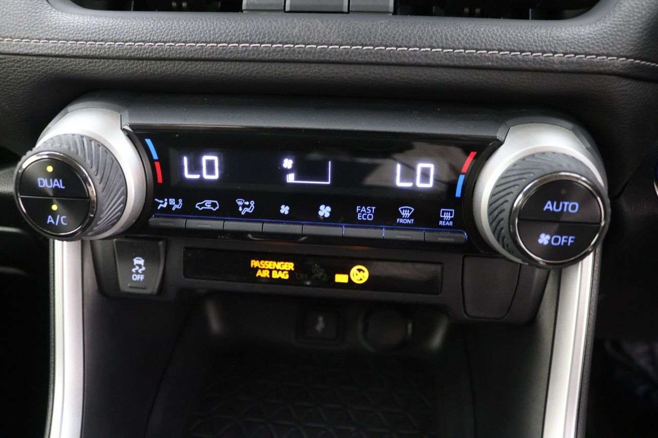2020 TOYOTA RAV4 2020 TOYOTA RAV4