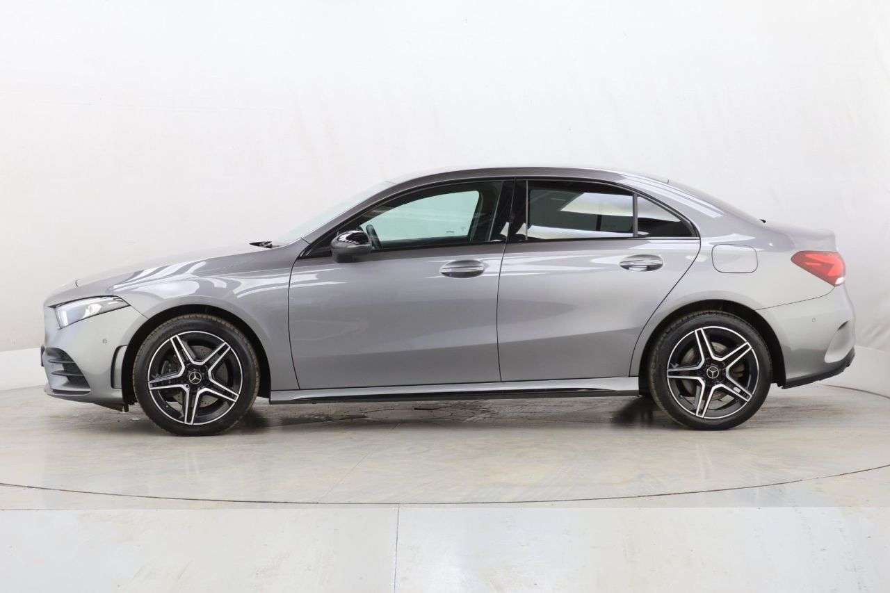 2022 MERCEDES-BENZ A CLASS 2022 MERCEDES-BENZ A CLASS
