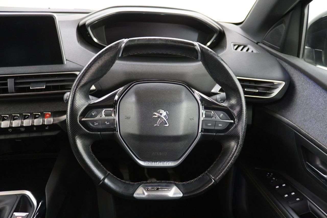 2019 PEUGEOT 5008 2019 PEUGEOT 5008