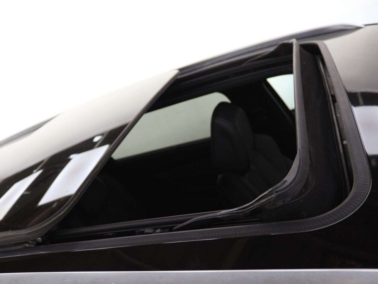 2019 PEUGEOT 5008 2019 PEUGEOT 5008