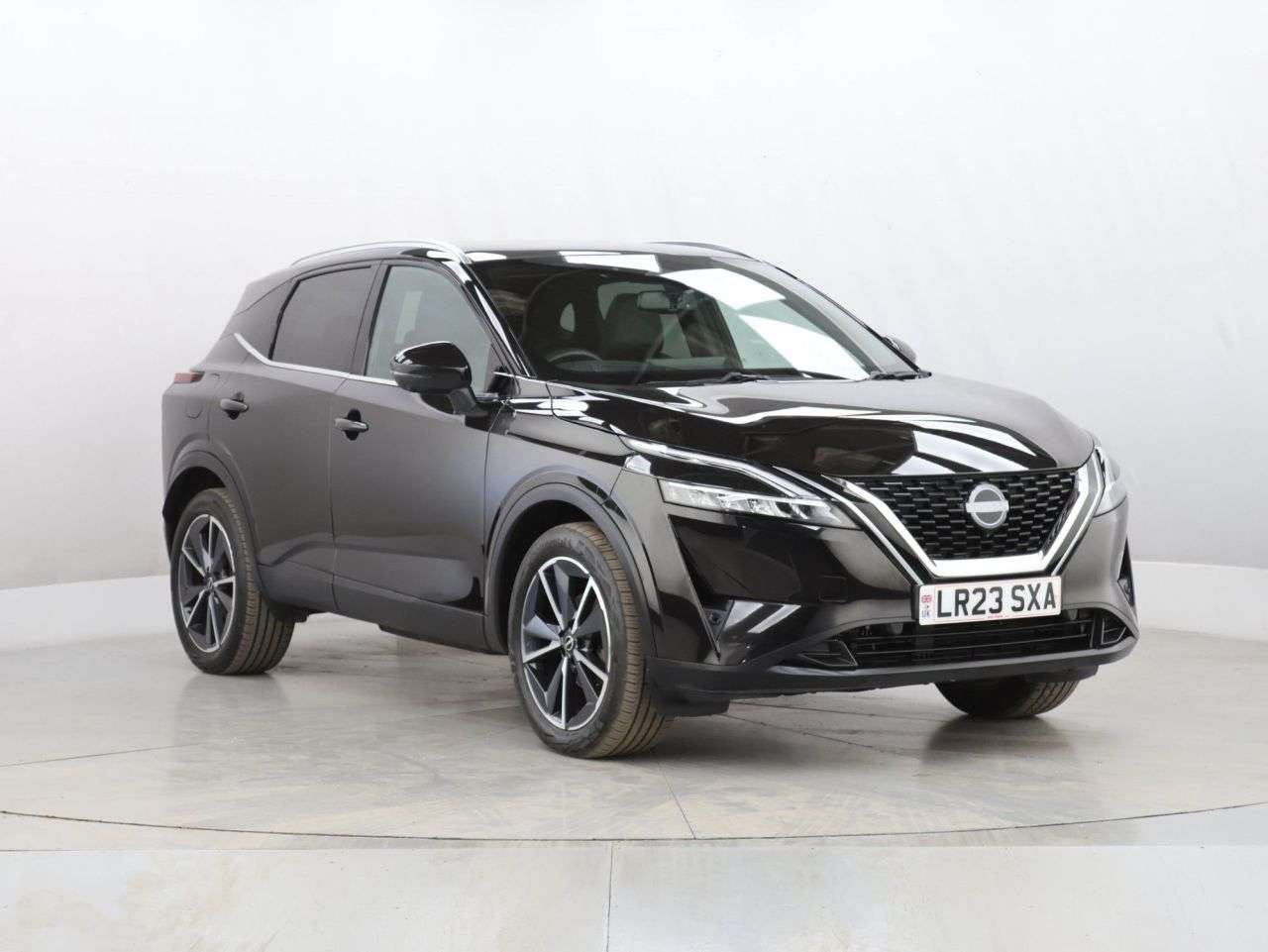 A 2023 NISSAN QASHQAI 1.3 DIG-T MHEV Tekna SUV 5dr Petrol Hybrid Manual Euro 6 (s/s) (140 ps) A 2023 NISSAN QASHQAI 1.3 DIG-T MHEV Tekna SUV 5dr Petrol Hybrid Manual Euro 6 (s/s) (140 ps)