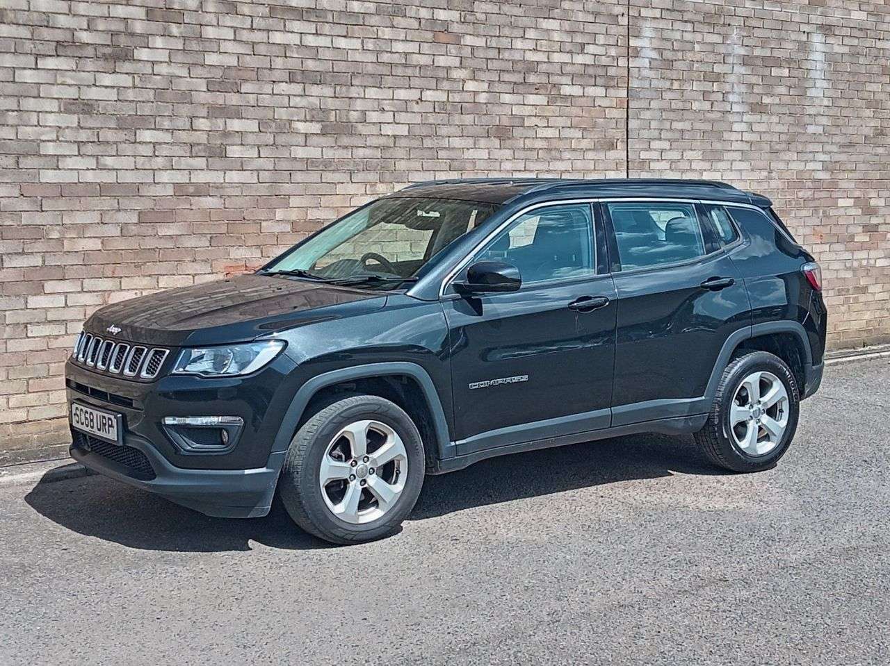 A 2018 JEEP COMPASS 1.4T MultiAirII Longitude SUV 5dr Petrol Manual Euro 6 (s/s) (140 ps) A 2018 JEEP COMPASS 1.4T MultiAirII Longitude SUV 5dr Petrol Manual Euro 6 (s/s) (140 ps)