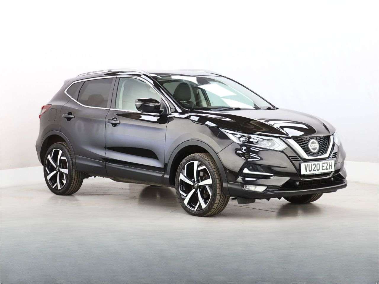 A 2020 NISSAN QASHQAI 1.3 DIG-T Tekna SUV 5dr Petrol Manual Euro 6 (s/s) (140 ps) A 2020 NISSAN QASHQAI 1.3 DIG-T Tekna SUV 5dr Petrol Manual Euro 6 (s/s) (140 ps)