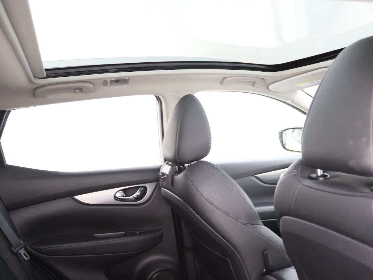 A 2020 NISSAN QASHQAI 1.3 DIG-T Tekna SUV 5dr Petrol Manual Euro 6 (s/s) (140 ps) A 2020 NISSAN QASHQAI 1.3 DIG-T Tekna SUV 5dr Petrol Manual Euro 6 (s/s) (140 ps)