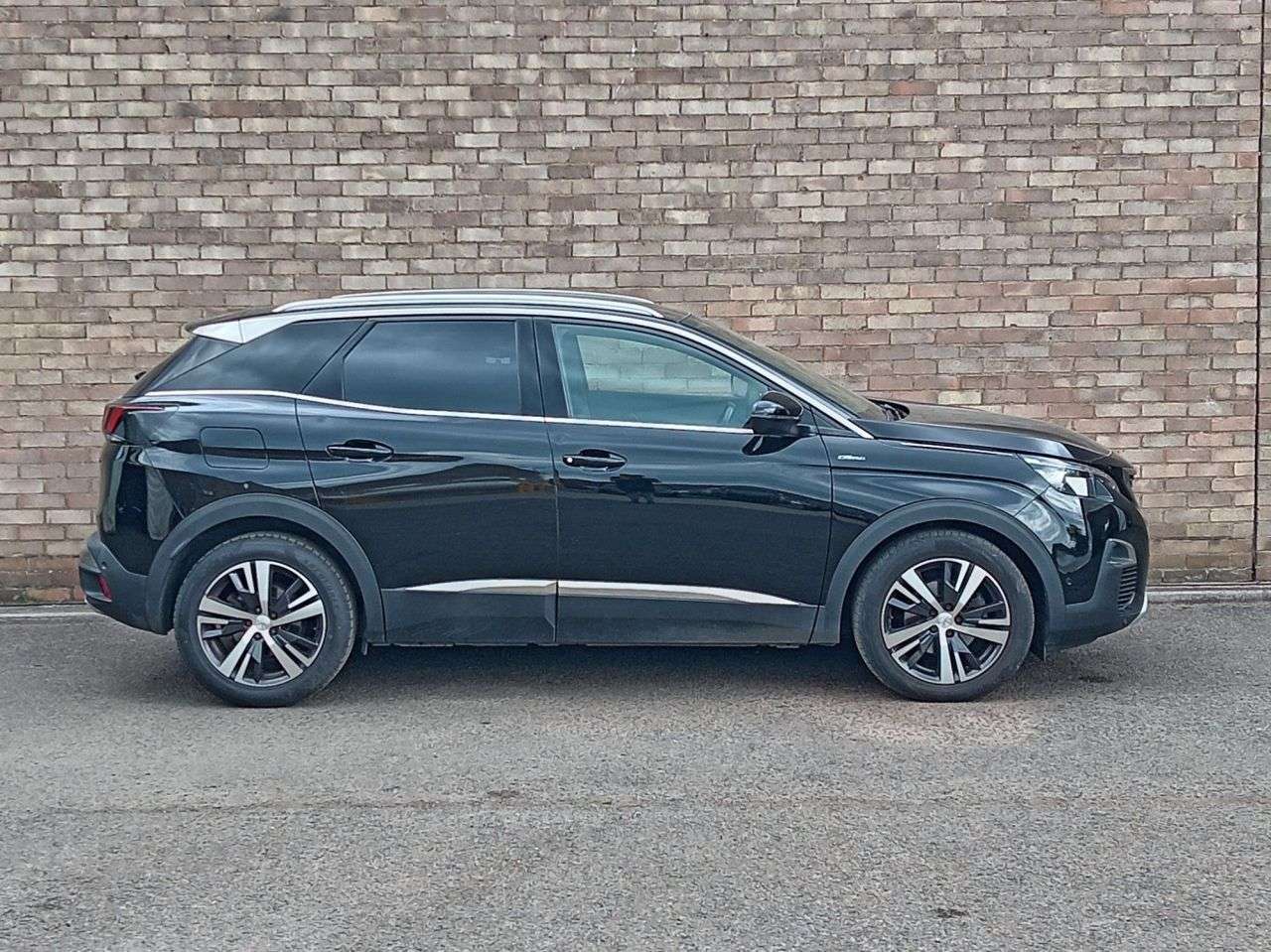 A 2020 PEUGEOT 3008 1.5 BlueHDi GT Line SUV 5dr Diesel Manual Euro 6 (s/s) (130 ps) A 2020 PEUGEOT 3008 1.5 BlueHDi GT Line SUV 5dr Diesel Manual Euro 6 (s/s) (130 ps)