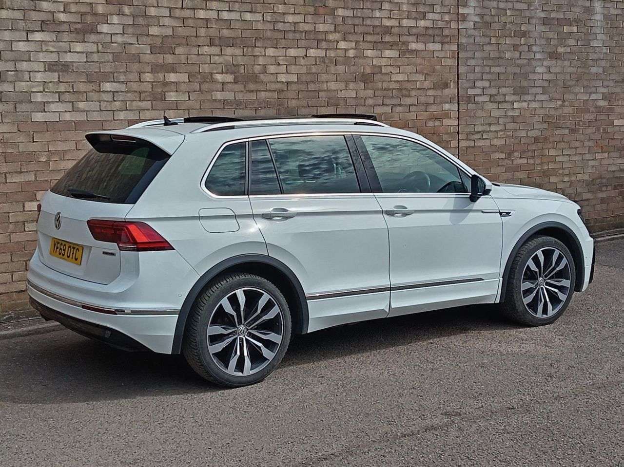 2019 VOLKSWAGEN TIGUAN 2019 VOLKSWAGEN TIGUAN