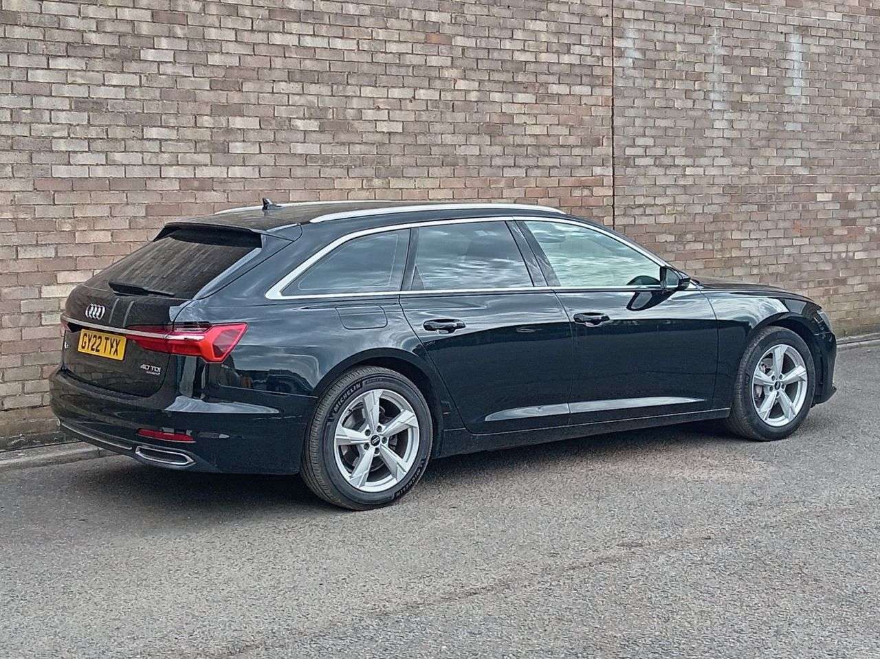 A 2022 AUDI A6 AVANT 2.0 TDI 40 Sport Estate 5dr Diesel S Tronic quattro Euro 6 (s/s) (204 ps) A 2022 AUDI A6 AVANT 2.0 TDI 40 Sport Estate 5dr Diesel S Tronic quattro Euro 6 (s/s) (204 ps)