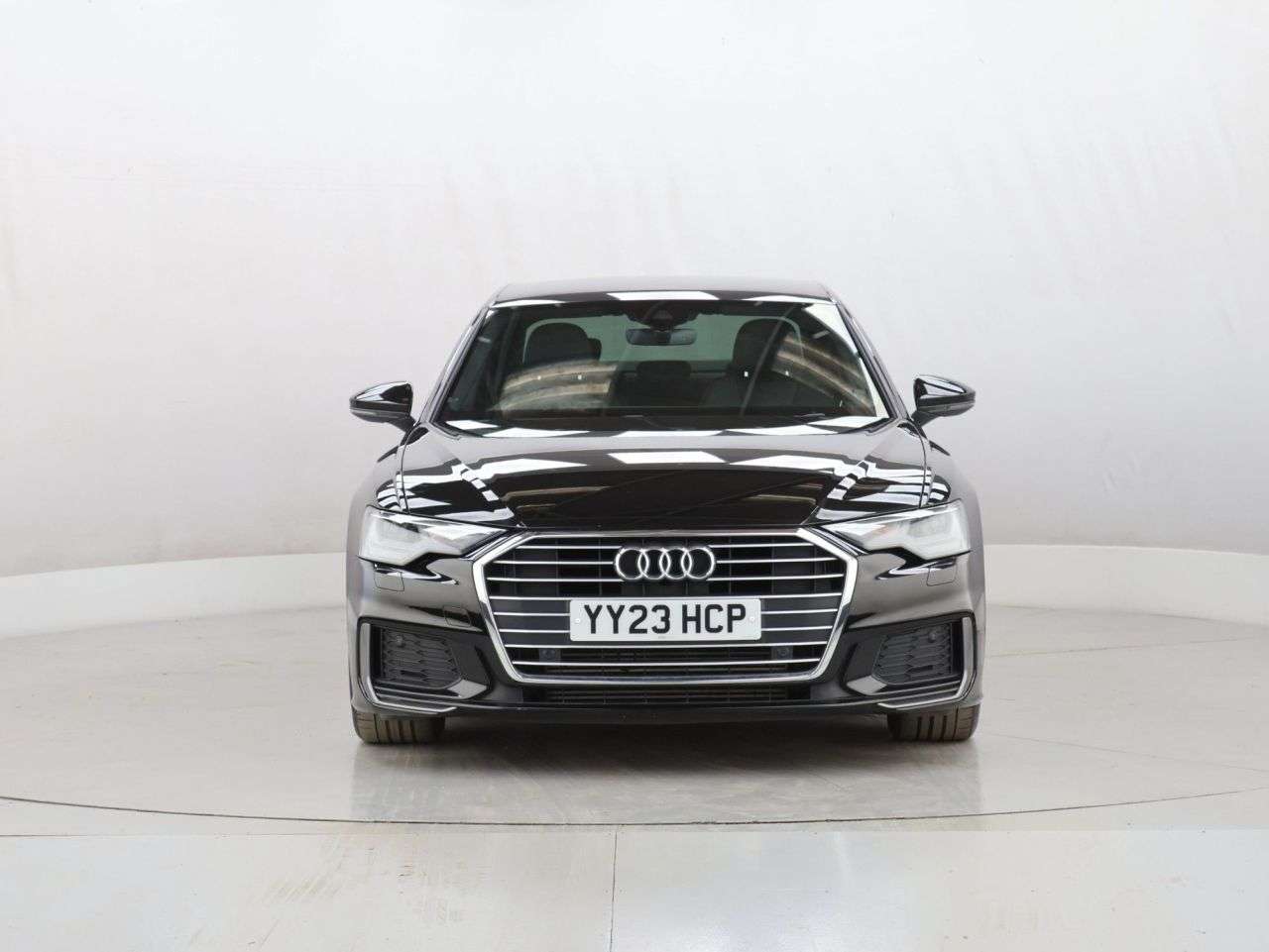 A 2023 AUDI A6 SALOON 2.0 TFSI 40 S line Saloon 4dr Petrol S Tronic Euro 6 (s/s) (204 ps) A 2023 AUDI A6 SALOON 2.0 TFSI 40 S line Saloon 4dr Petrol S Tronic Euro 6 (s/s) (204 ps)