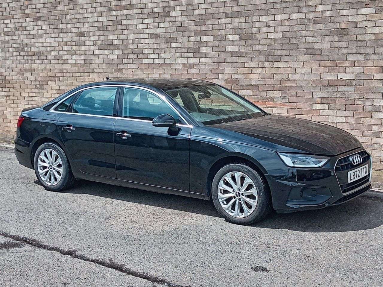 A 2022 AUDI A4 2.0 TFSI 35 Technik Saloon 4dr Petrol S Tronic Euro 6 (s/s) (150 ps) A 2022 AUDI A4 2.0 TFSI 35 Technik Saloon 4dr Petrol S Tronic Euro 6 (s/s) (150 ps)