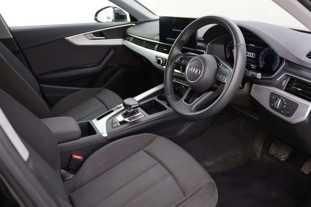 2022 AUDI A4 2022 AUDI A4