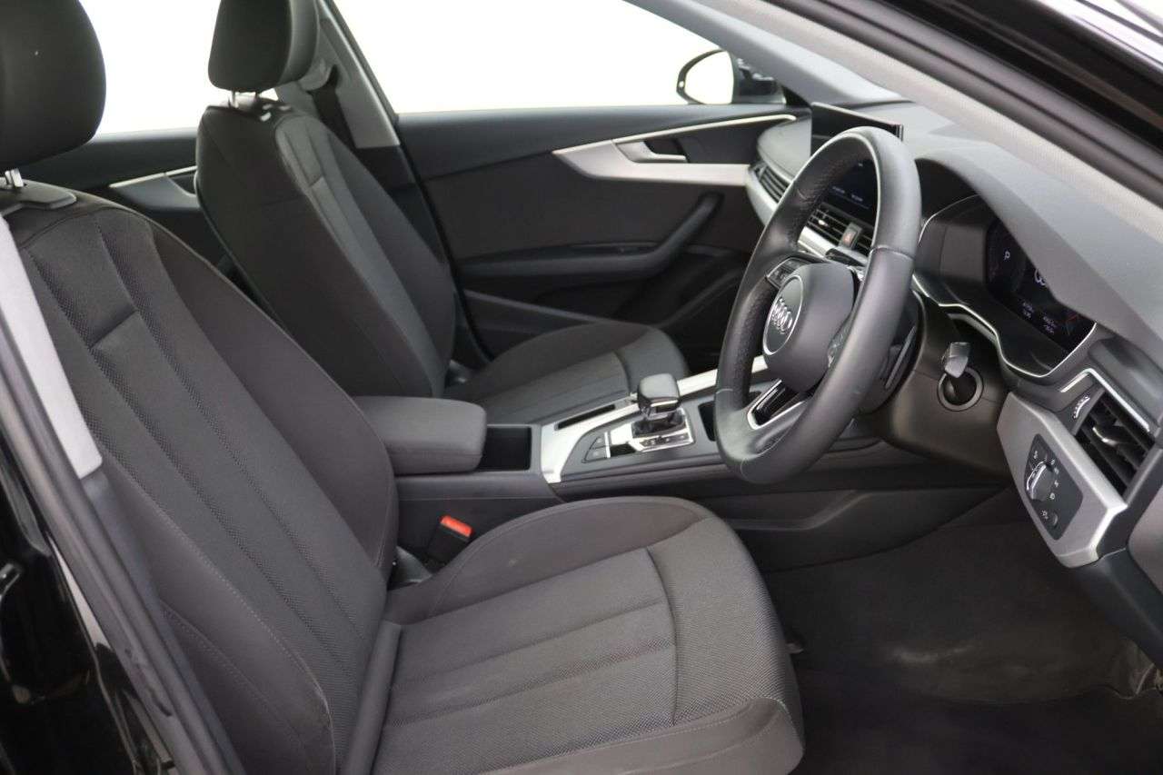 2022 AUDI A4 2022 AUDI A4