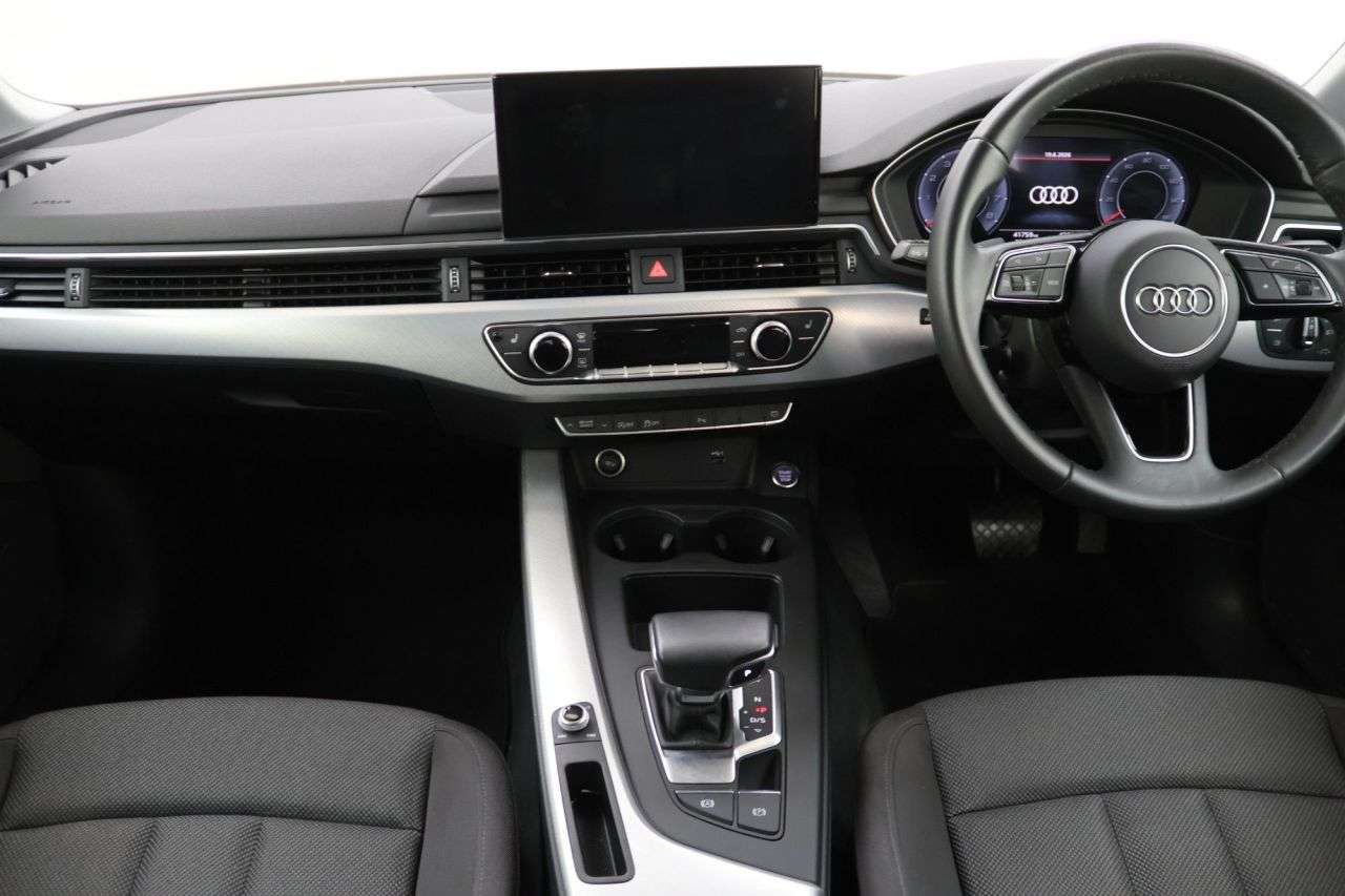 2022 AUDI A4 2022 AUDI A4