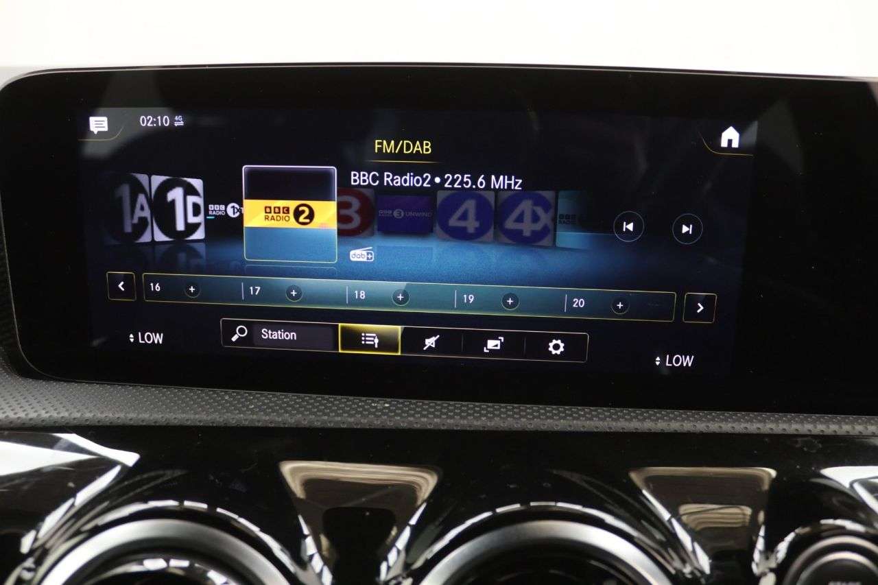 2021 MERCEDES-BENZ A CLASS 2021 MERCEDES-BENZ A CLASS