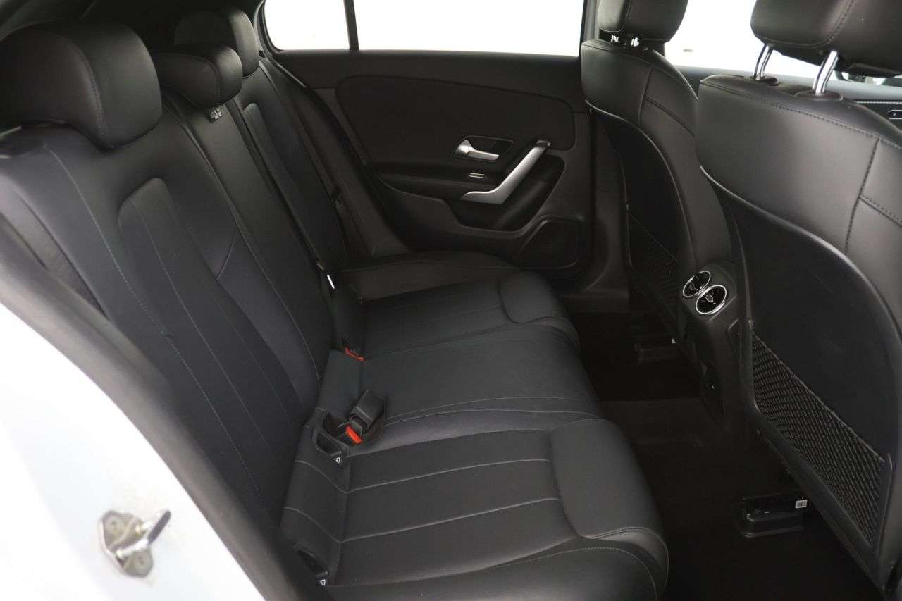2021 MERCEDES-BENZ A CLASS 2021 MERCEDES-BENZ A CLASS