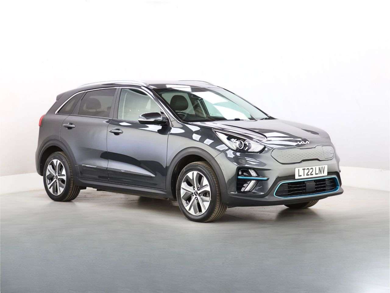 A 2022 KIA NIRO 64kWh 2 SUV 5dr Electric Auto (201 bhp) A 2022 KIA NIRO 64kWh 2 SUV 5dr Electric Auto (201 bhp)