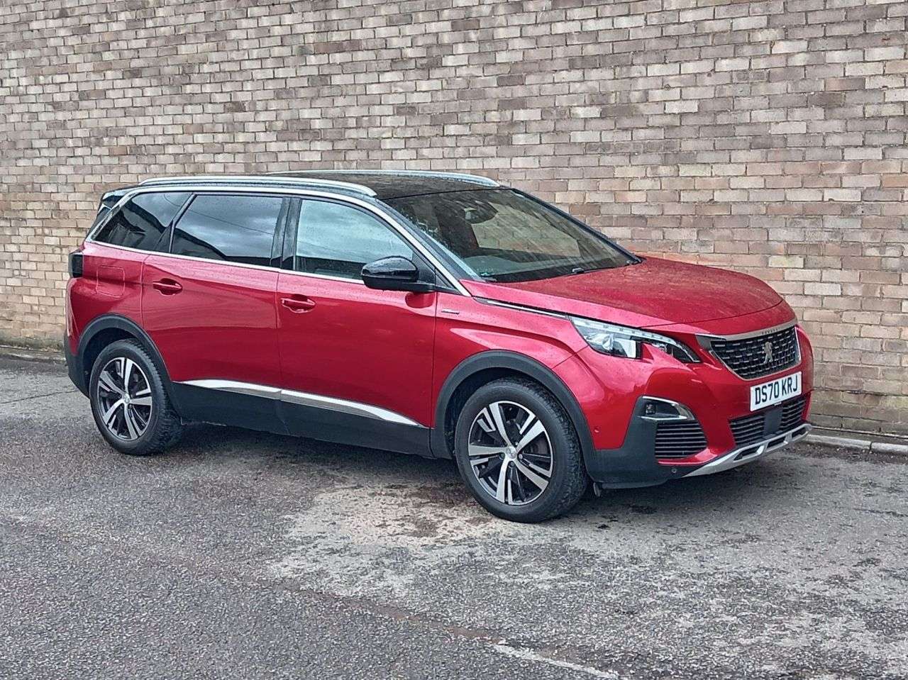 A 2020 PEUGEOT 5008 1.2 PureTech GT Line SUV 5dr Petrol EAT Euro 6 (s/s) (130 ps) A 2020 PEUGEOT 5008 1.2 PureTech GT Line SUV 5dr Petrol EAT Euro 6 (s/s) (130 ps)