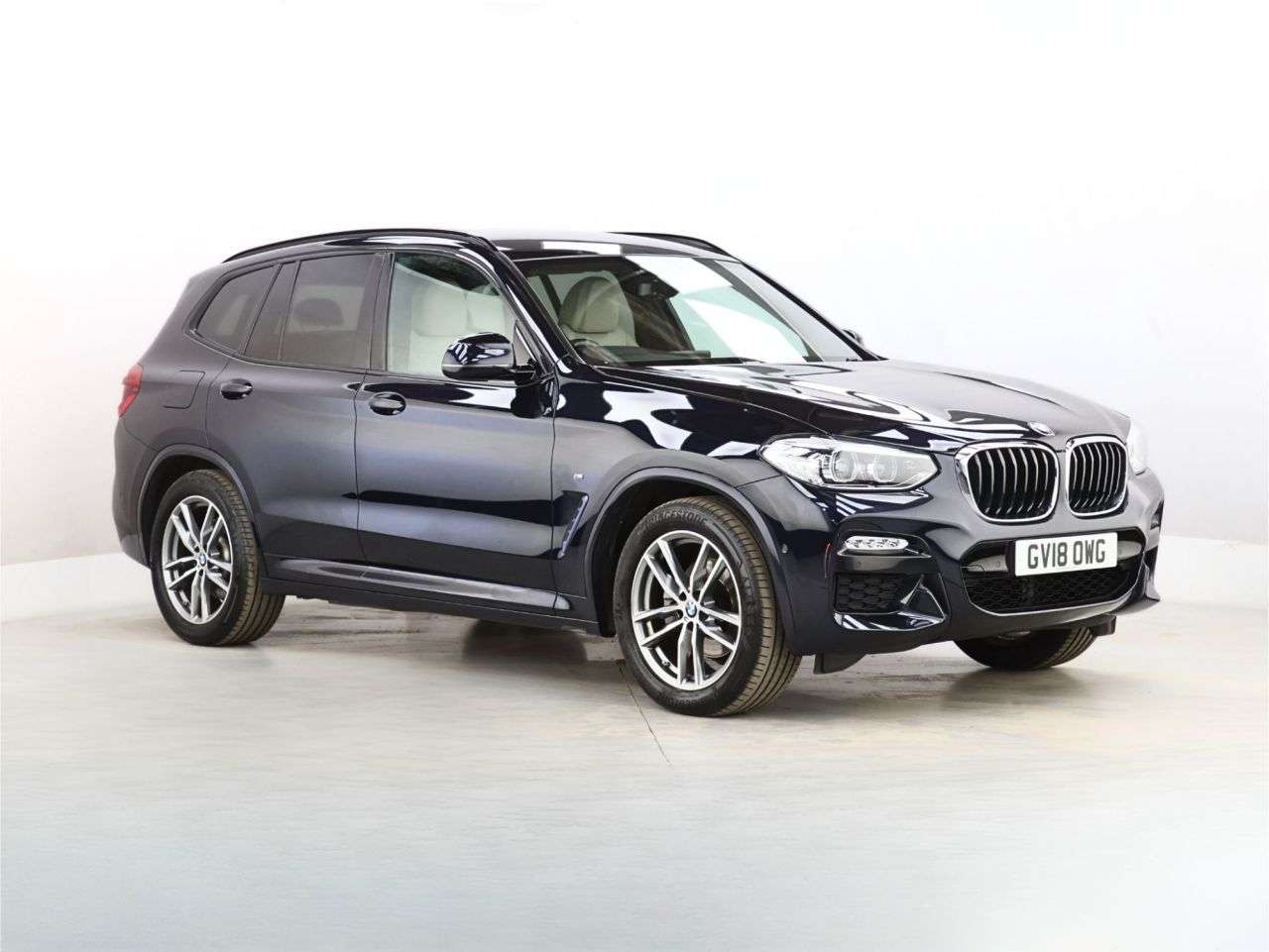 A 2018 BMW X3 2.0 20i M Sport SUV 5dr Petrol Auto xDrive Euro 6 (s/s) (184 ps) A 2018 BMW X3 2.0 20i M Sport SUV 5dr Petrol Auto xDrive Euro 6 (s/s) (184 ps)