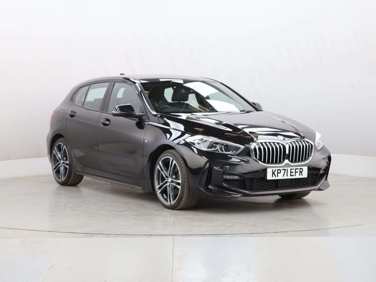 A 2021 BMW 1 SERIES 1.5 118i M Sport (LCP) Hatchback 5dr Petrol Manual Euro 6 (s/s) (136 ps) A 2021 BMW 1 SERIES 1.5 118i M Sport (LCP) Hatchback 5dr Petrol Manual Euro 6 (s/s) (136 ps)