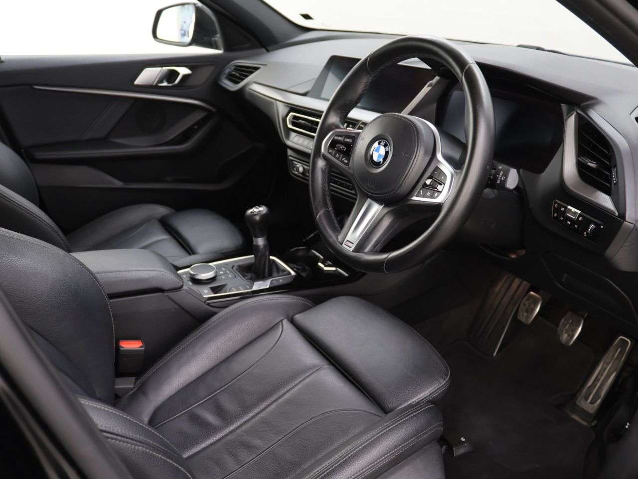 2021 BMW 1 SERIES 2021 BMW 1 SERIES