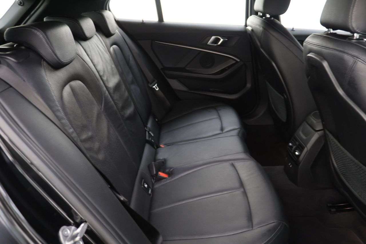 2021 BMW 1 SERIES 2021 BMW 1 SERIES