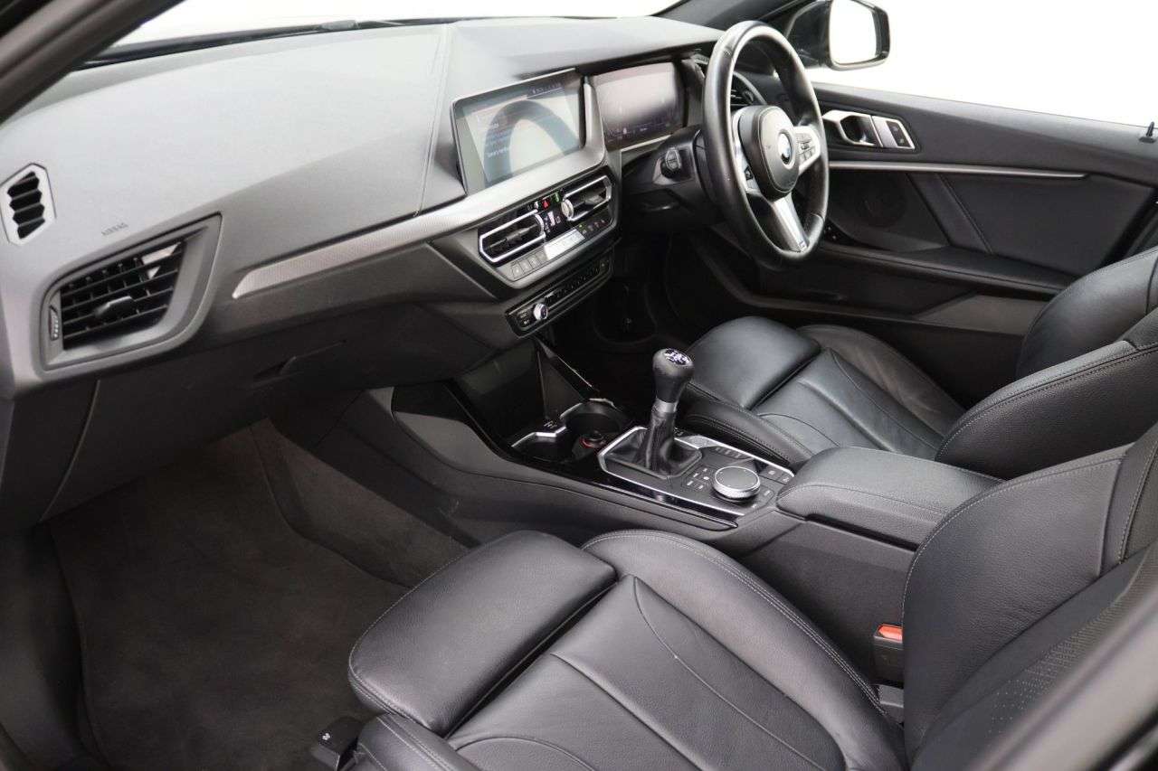 2021 BMW 1 SERIES 2021 BMW 1 SERIES